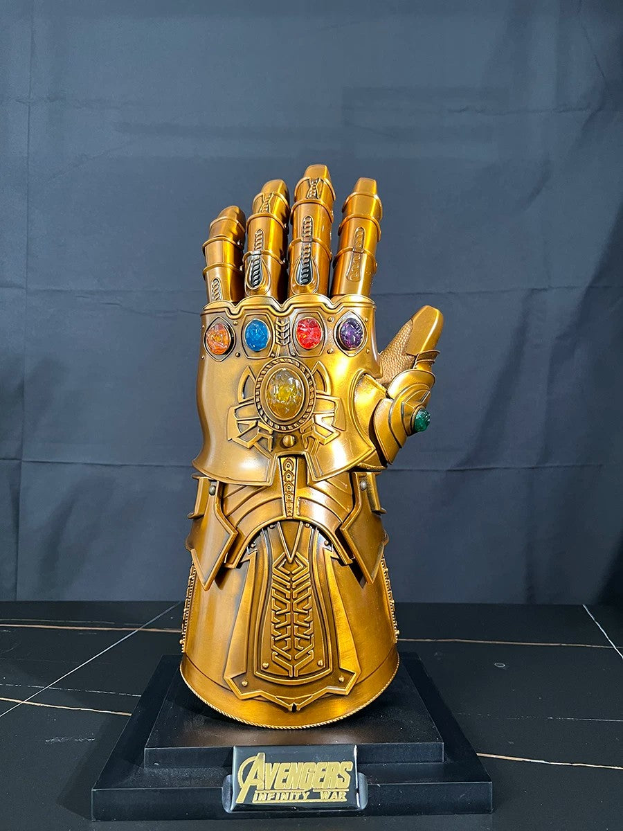 Life-size Metal Infinity Gauntlet Thanos Cosplay - Infinity Gauntlet Iron Man 1:1 Movie Replica Prop with Magnetic Stones