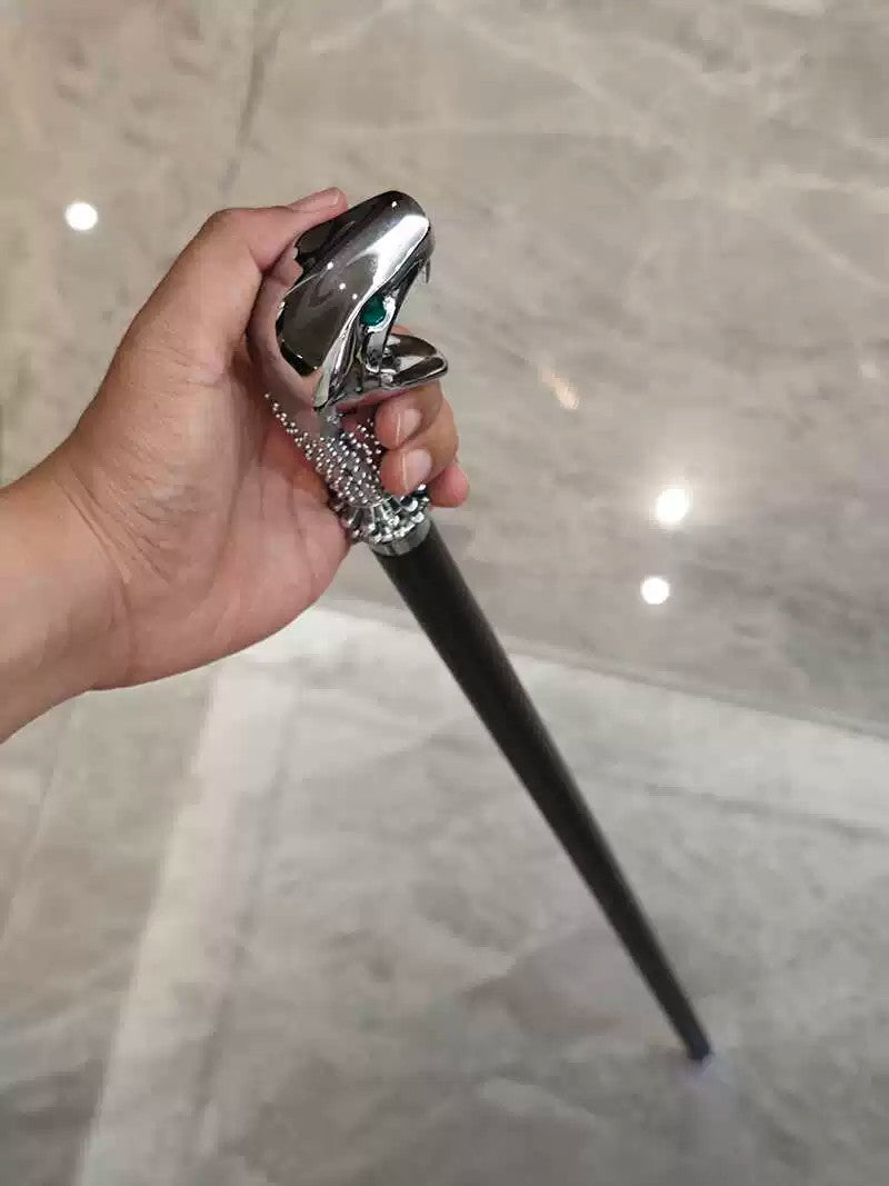 Harry Potter – Lucius Malfoy’s Snake Cane – Interactive Wand – Full Metal Collector’s Edition