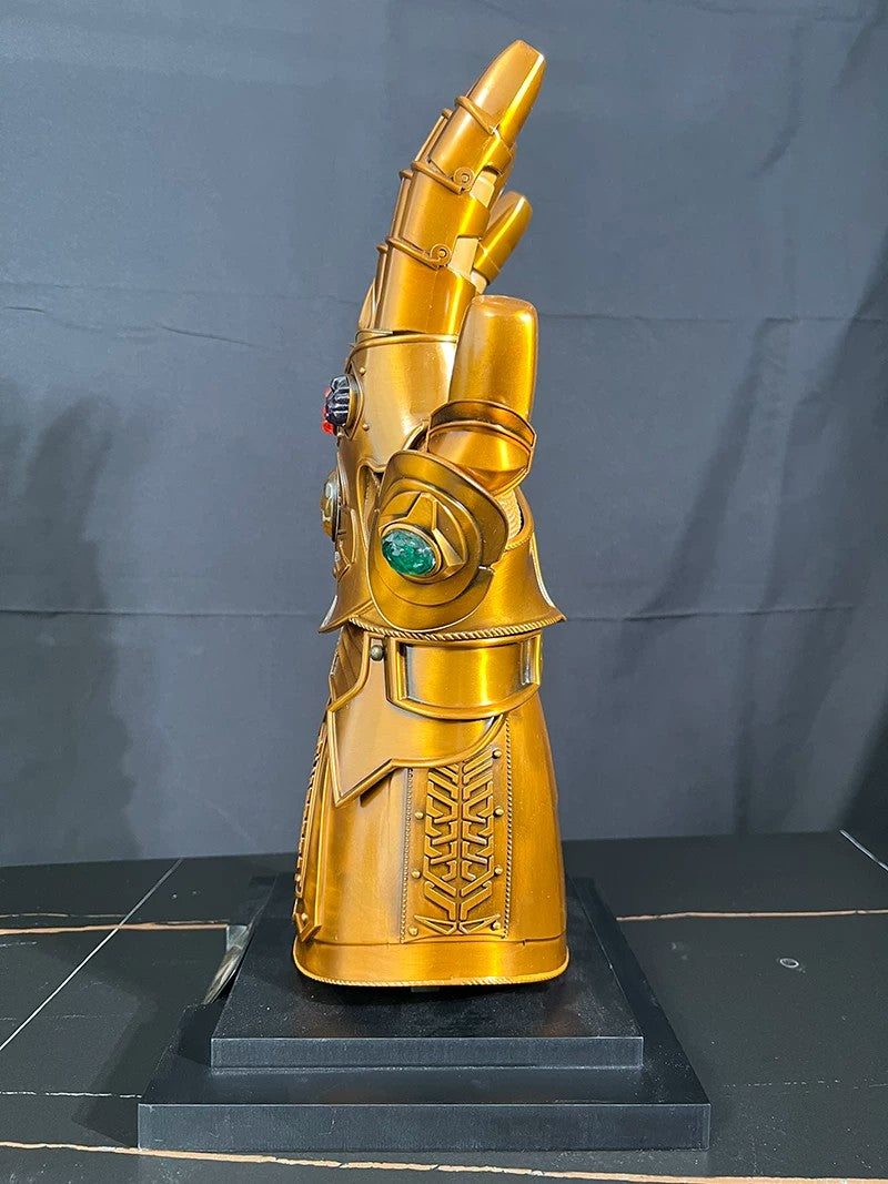 Life-size Metal Infinity Gauntlet Thanos Cosplay - Infinity Gauntlet Iron Man 1:1 Movie Replica Prop with Magnetic Stones