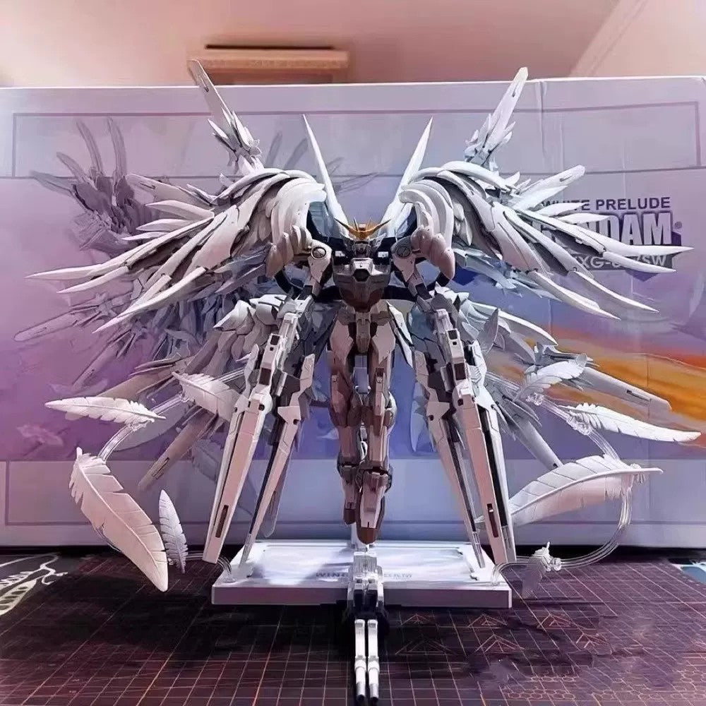 DIY Mecha Model Assembly Kits – 1:100 Scale Collectible Robot Figures (Strike Freedom, Red Frame, Freedom 2.0, Snow White) with Weapon Accessories & Displays