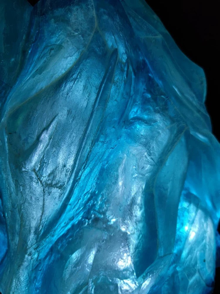 World of Warcraft – Frostmourne 1:1 Base – Frozen Throne Display Diorama – Resin Handcrafted Collectible