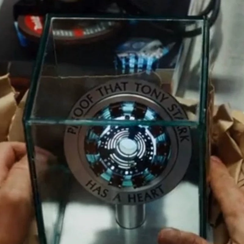 Iron Man Mark I Reactor Chest Lamp – 1:1 Scale | Unique Gift for Men | Desktop Tech Display Piece
