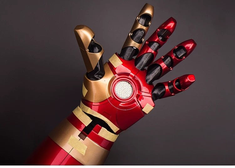 Iron Man – 1:1 Wearable Armor Arm – MK42 Gauntlet – Cosplay Collectible