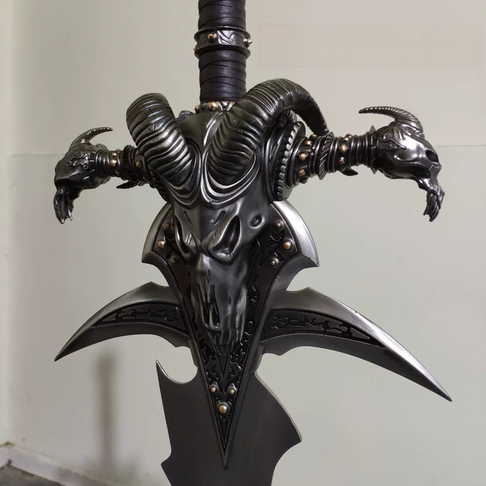 World of Warcraft – Frostmourne Sword – Full Metal 2.0 Reforged Edition –  1:1 Scale – Unsharpened Blade