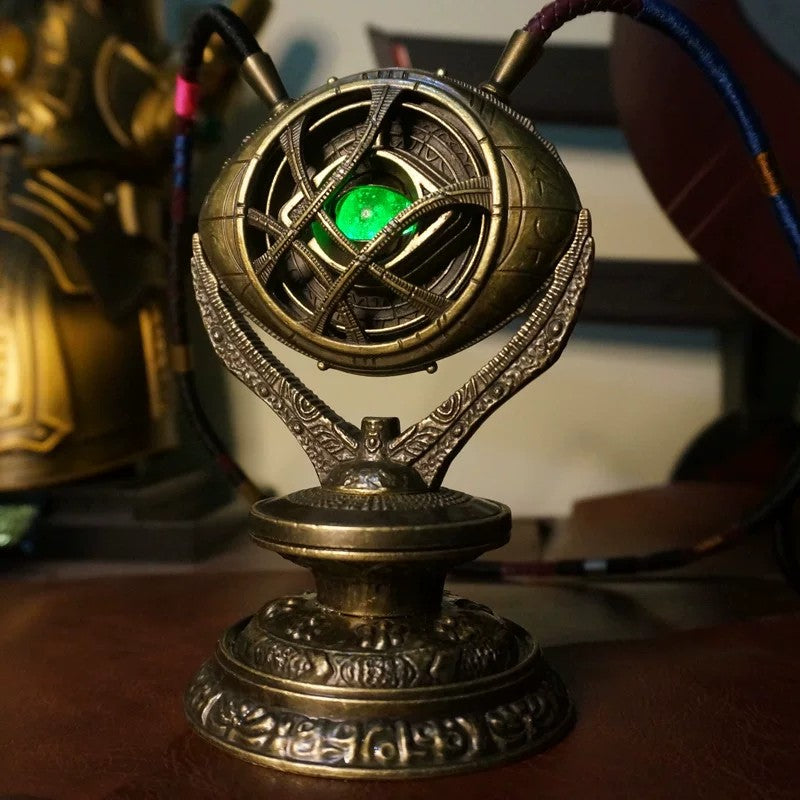 Avengers Doctor Strange Necklace – Eye of Agamotto – Infinity Stone Time Gem – Collectible Model