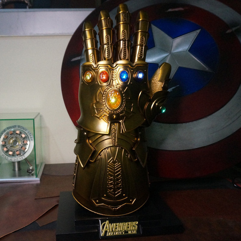 Life-size Metal Infinity Gauntlet Thanos Cosplay - Infinity Gauntlet Iron Man 1:1 Movie Replica Prop with Magnetic Stones