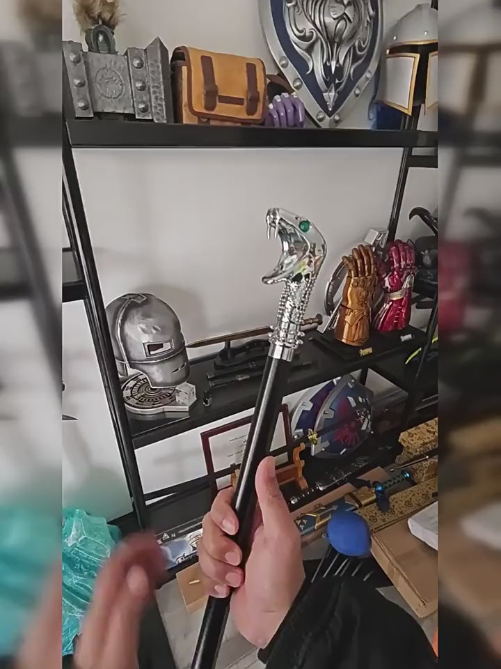Harry Potter – Lucius Malfoy’s Snake Cane – Interactive Wand – Full Metal Collector’s Edition